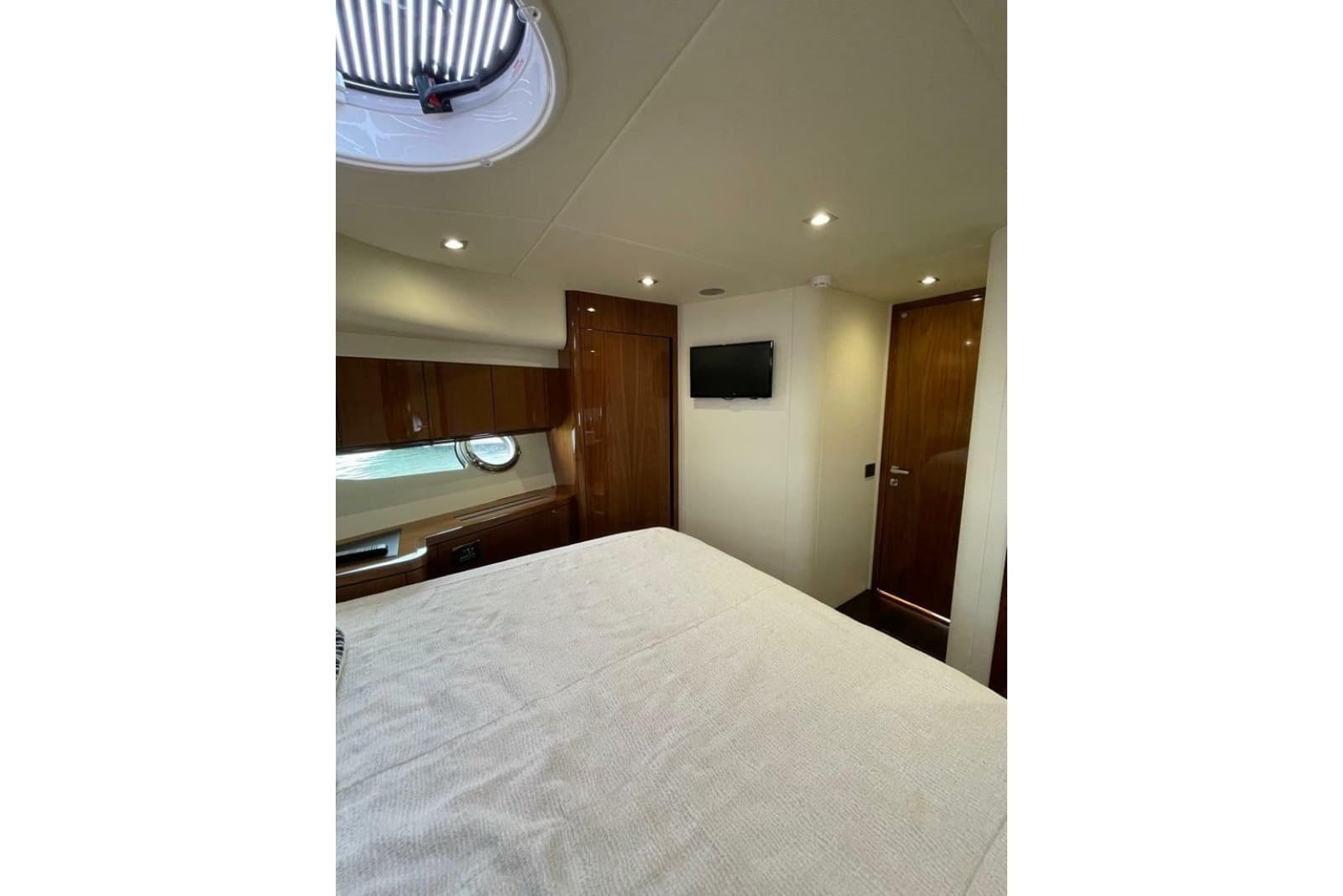 2016 Sunseeker Manhattan 65 - Photo 31
