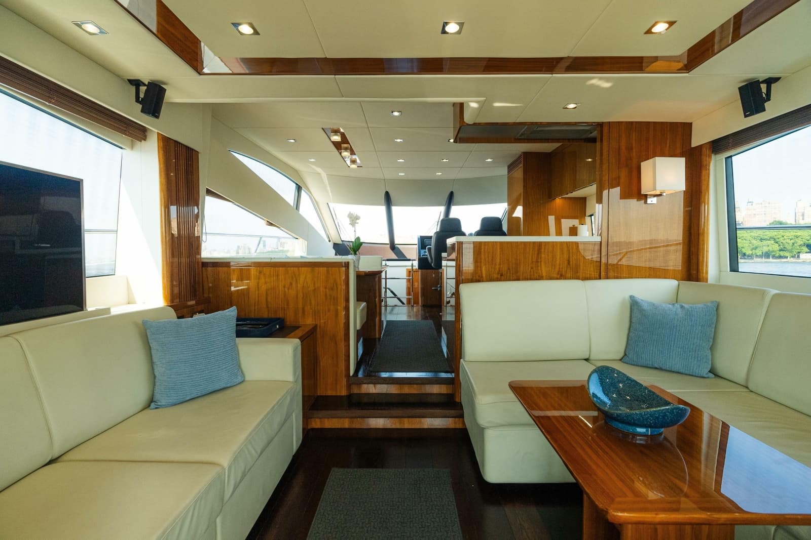 2016 Sunseeker Manhattan 65 - Photo 13