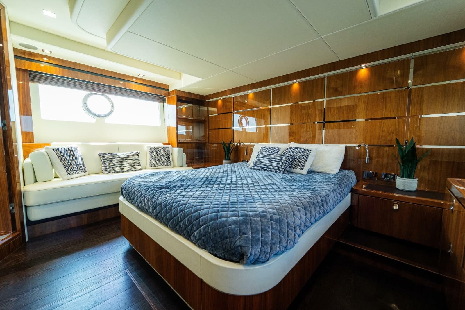 2016 Sunseeker Manhattan 65 - Photo 25