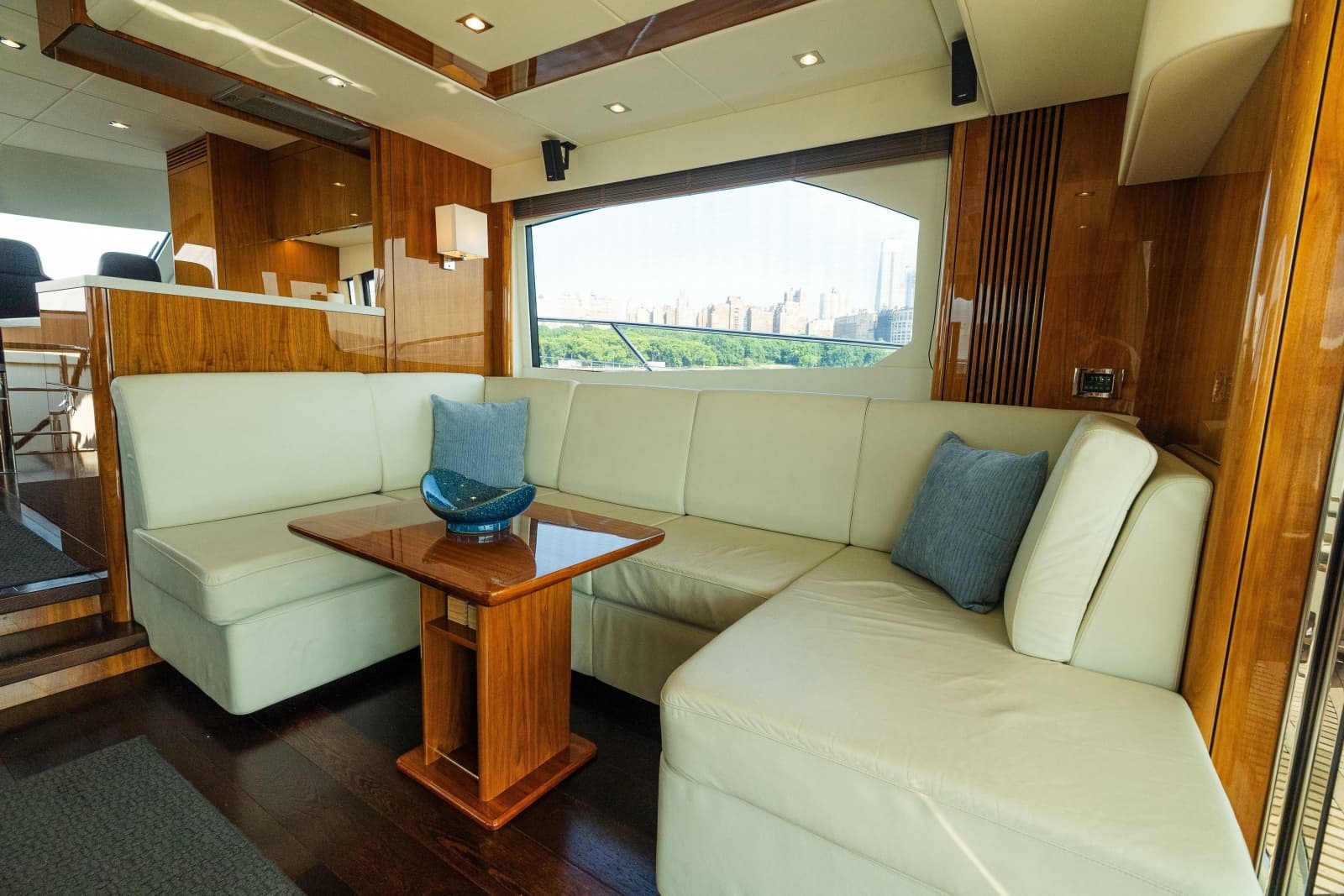 2016 Sunseeker Manhattan 65 - Photo 11