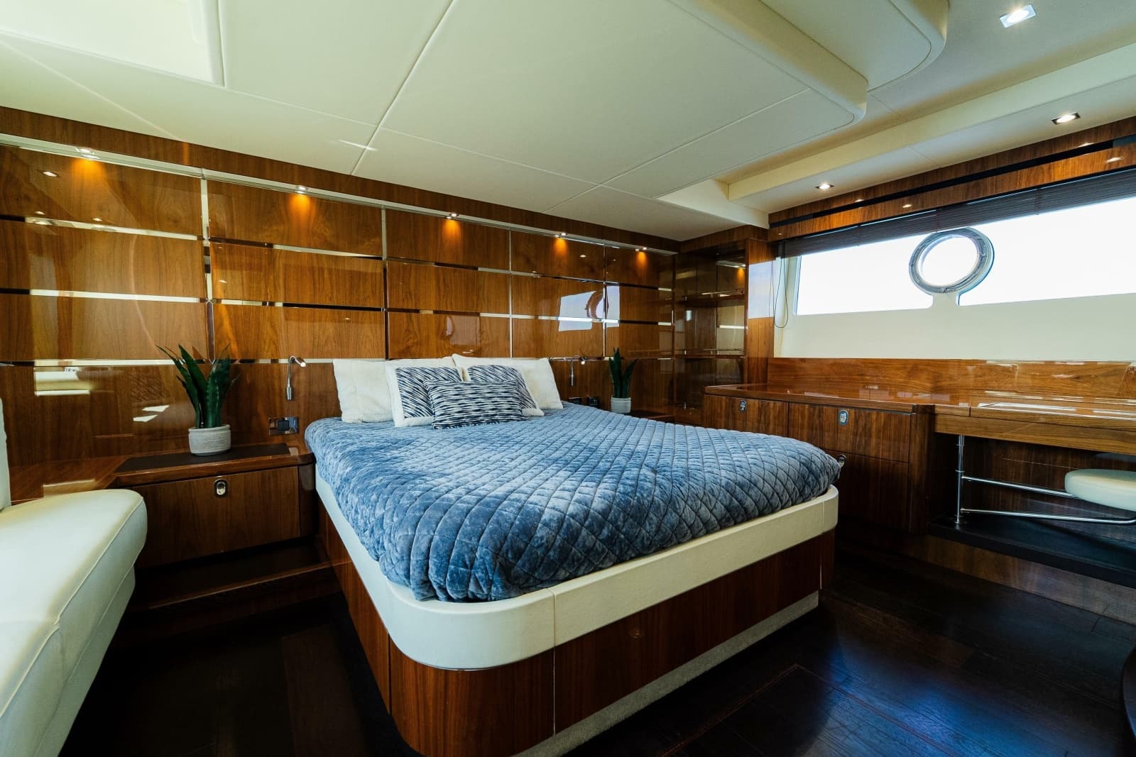 2016 Sunseeker Manhattan 65 - Photo 26
