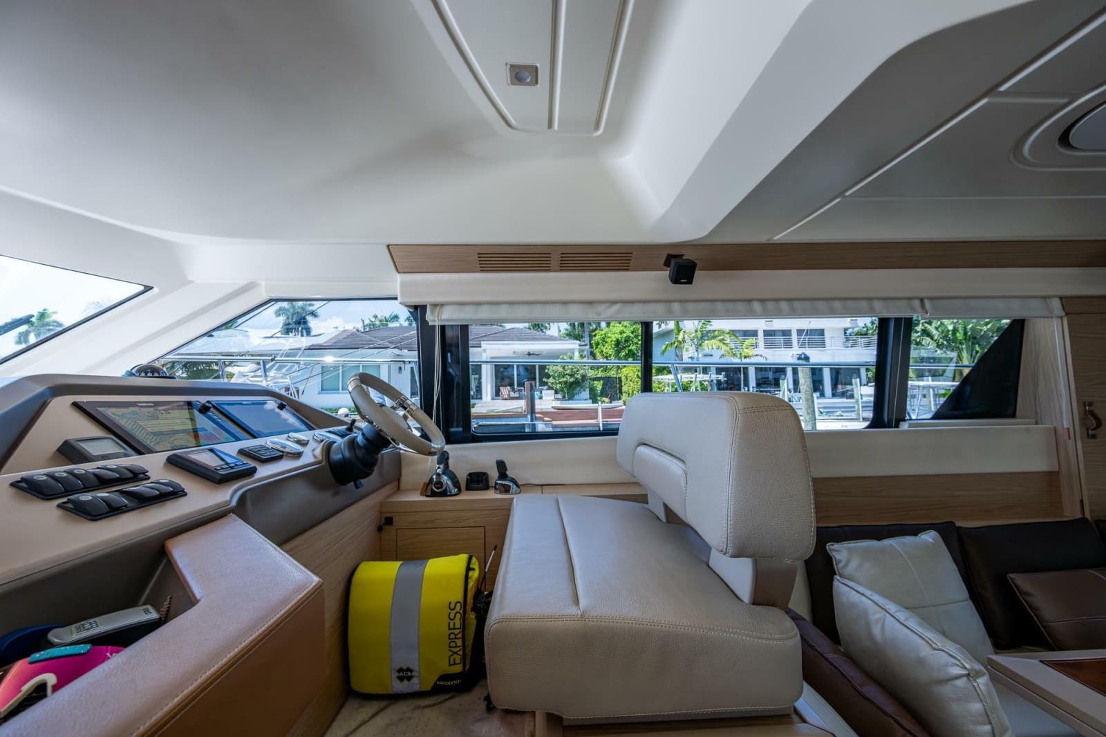 2015 Beneteau Monte Carlo 4 - Photo 50