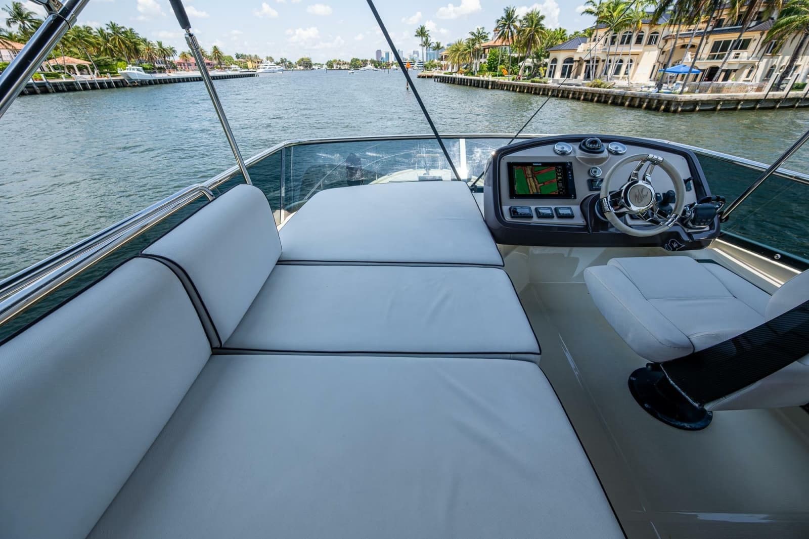 2015 Beneteau Monte Carlo 4 - Photo 32