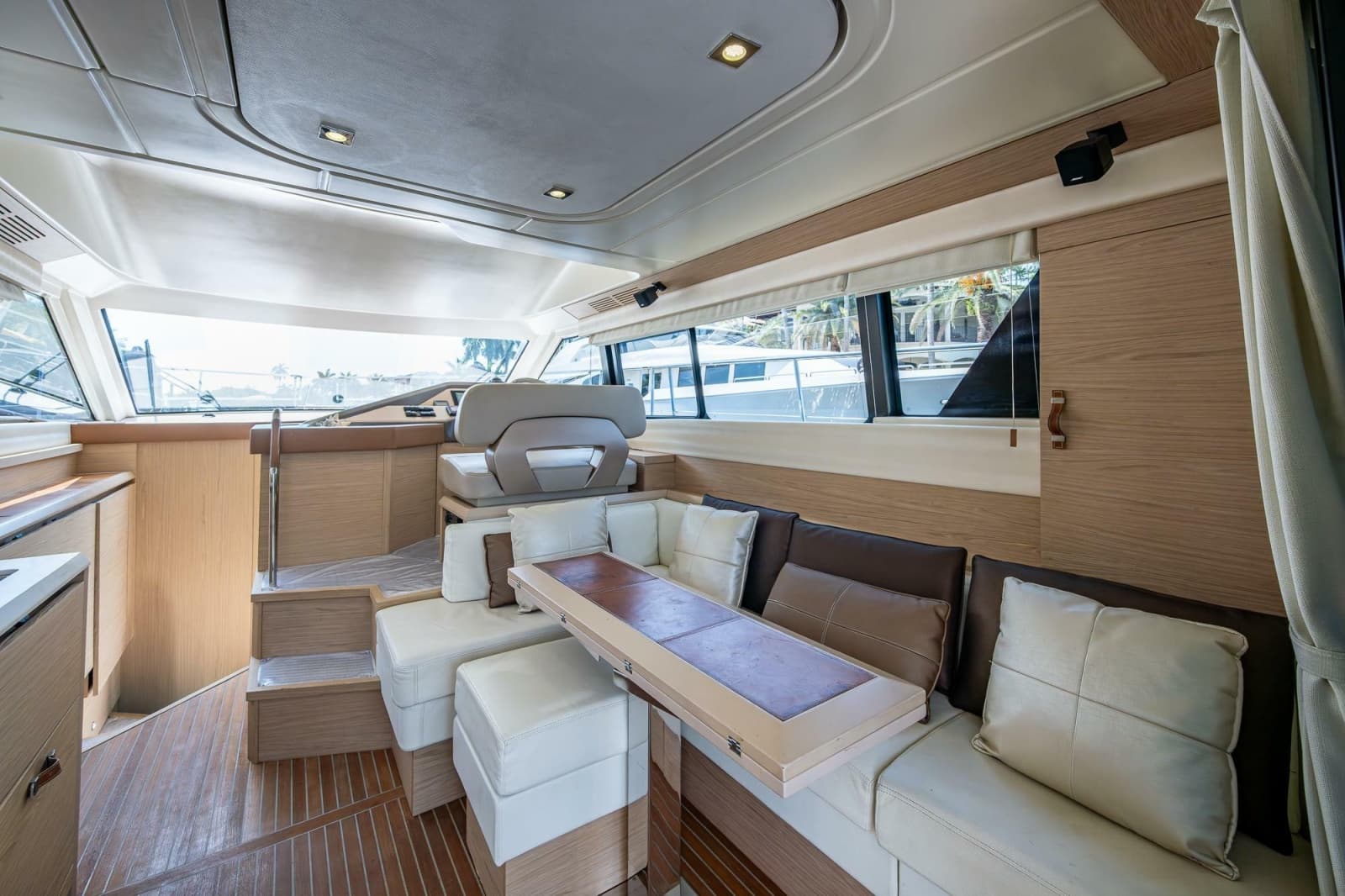 2015 Beneteau Monte Carlo 4 - Photo 46
