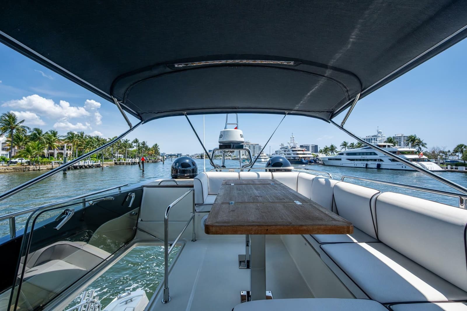 2015 Beneteau Monte Carlo 4 - Photo 27