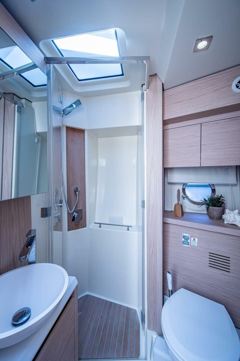 2015 Beneteau Monte Carlo 4 - Photo 33