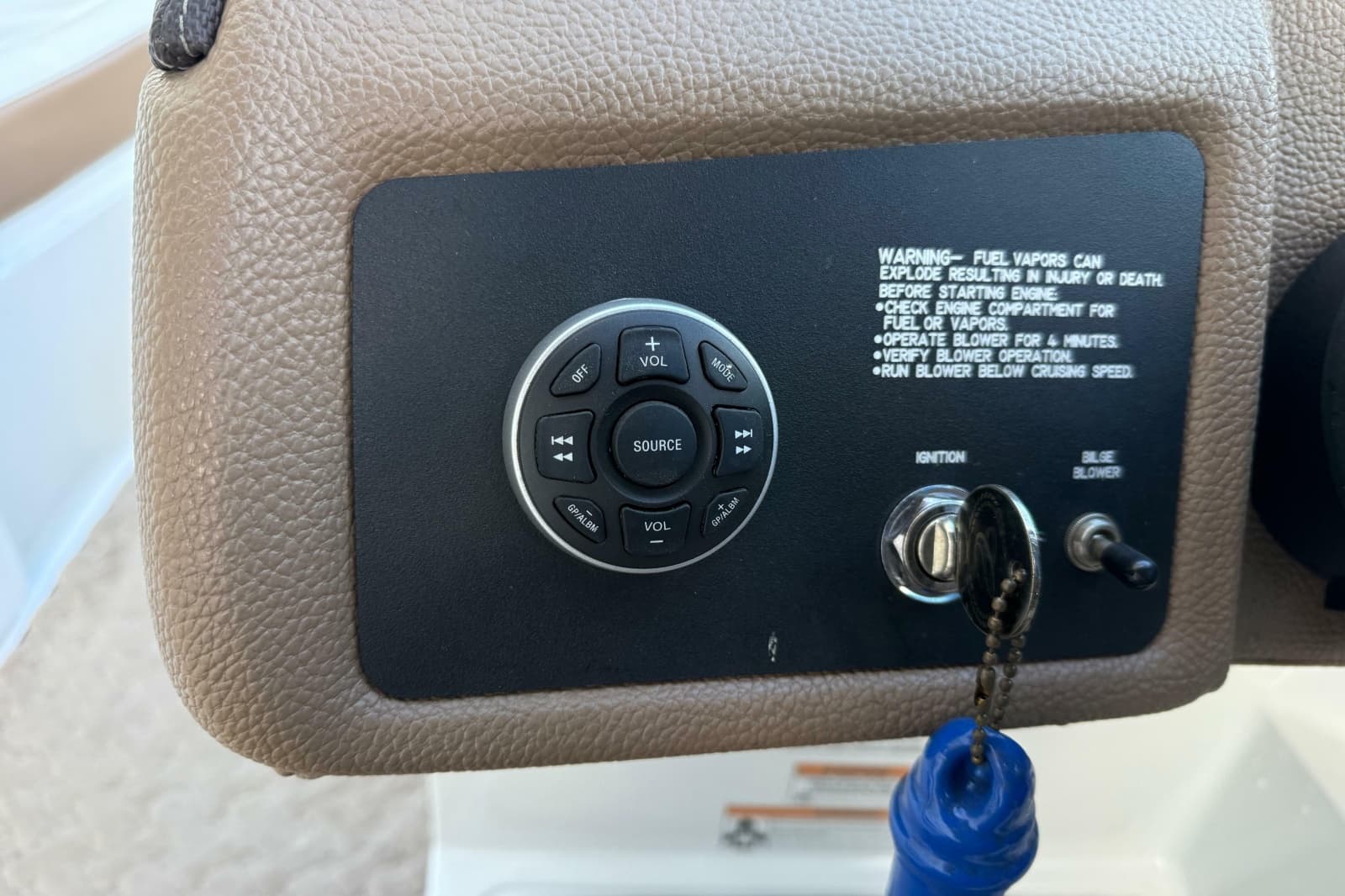 2015 Cobalt 200 - Photo 14