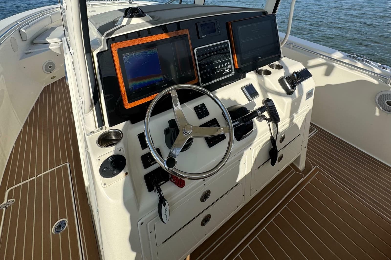 2015 Cobia 344 Center Console - Photo 18
