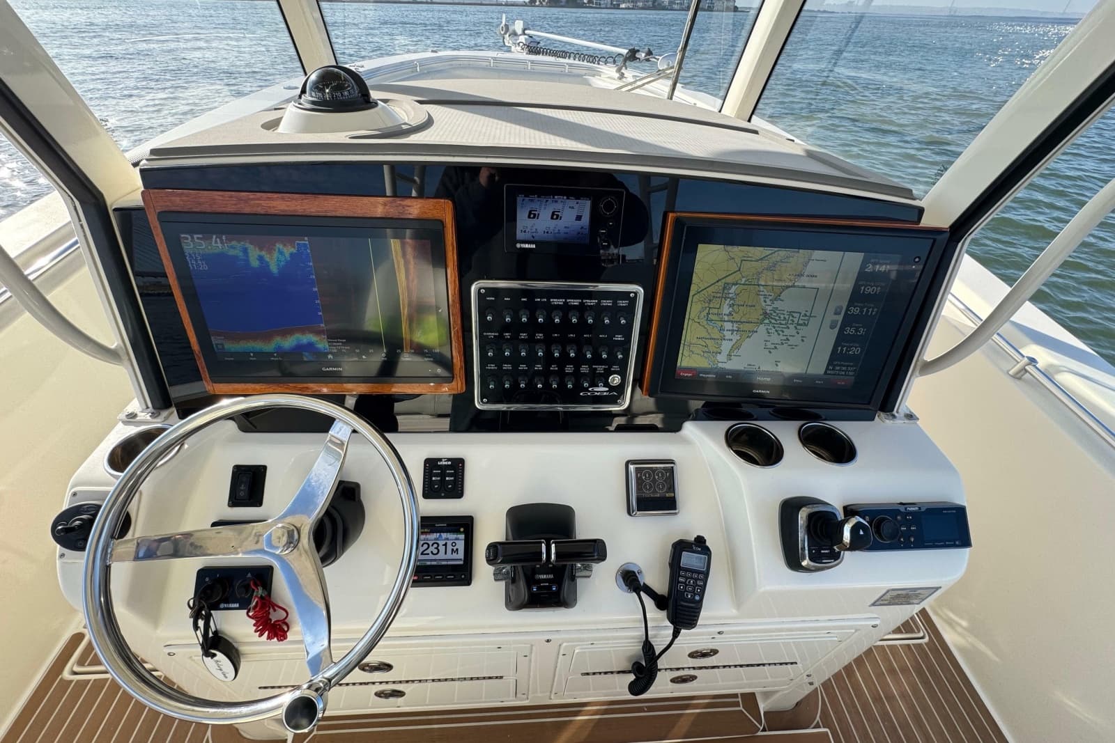 2015 Cobia 344 Center Console - Photo 20