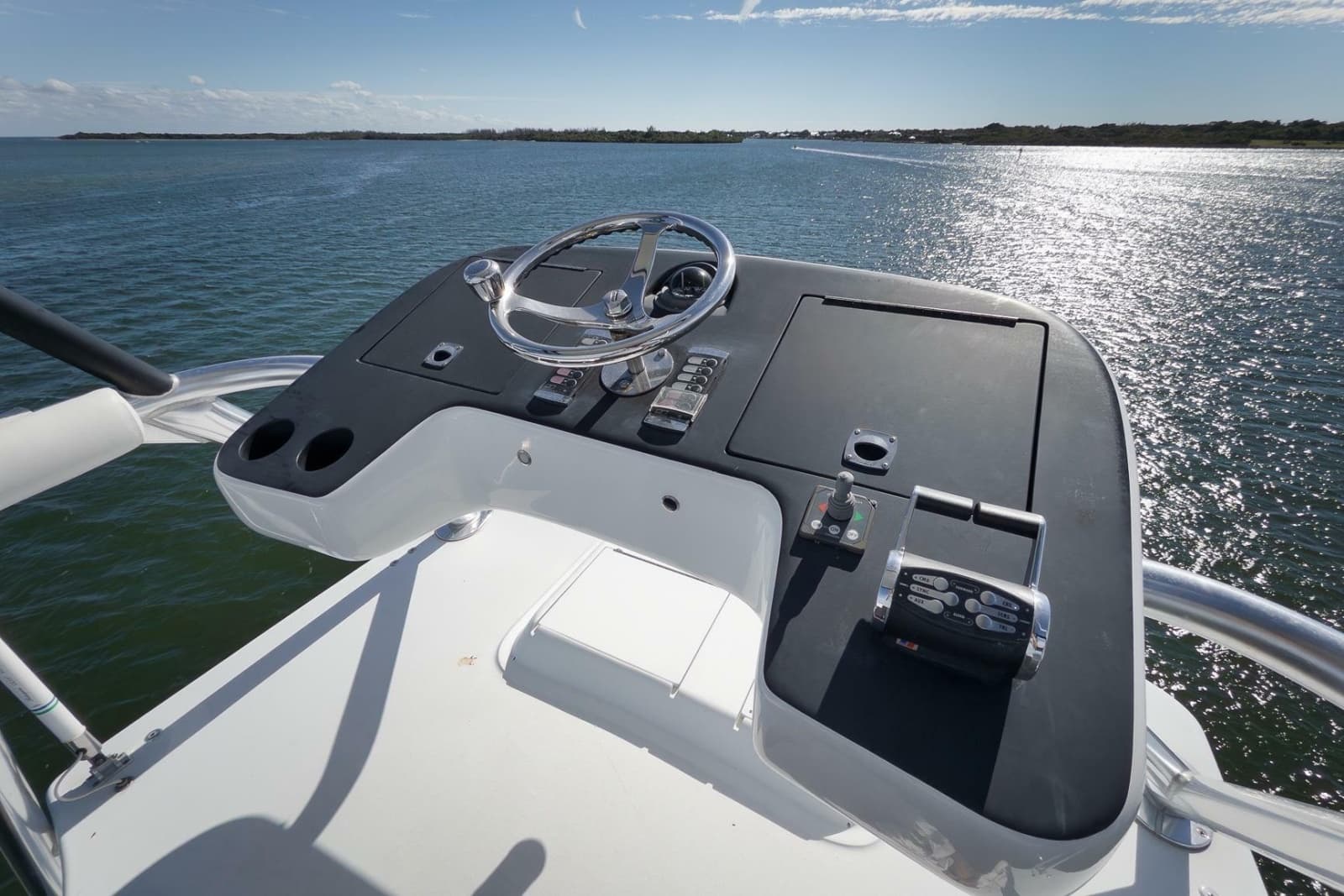 2015 Hatteras GT70 - Photo 78