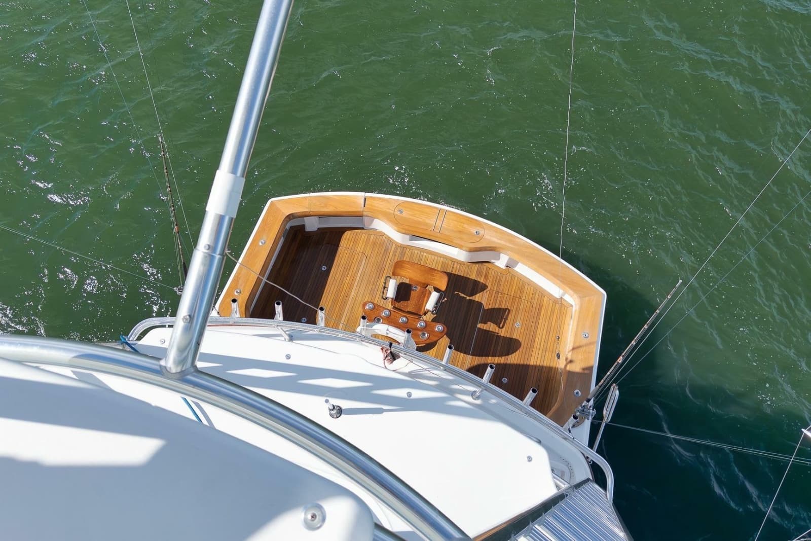 2015 Hatteras GT70 - Photo 84