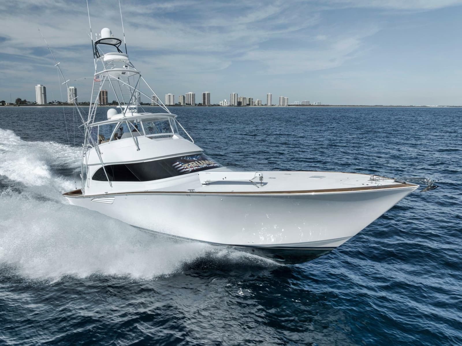 2015 Viking 70 Convertible - Photo 8