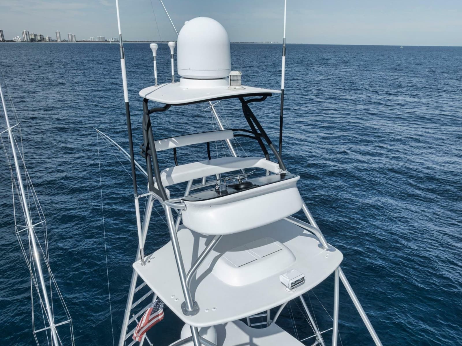 2015 Viking 70 Convertible - Photo 68
