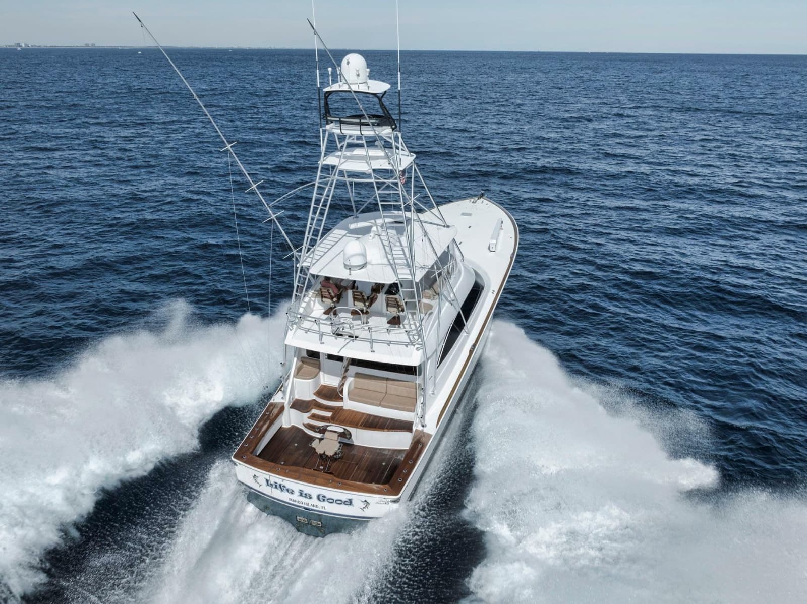 2015 Viking 70 Convertible - Photo 2