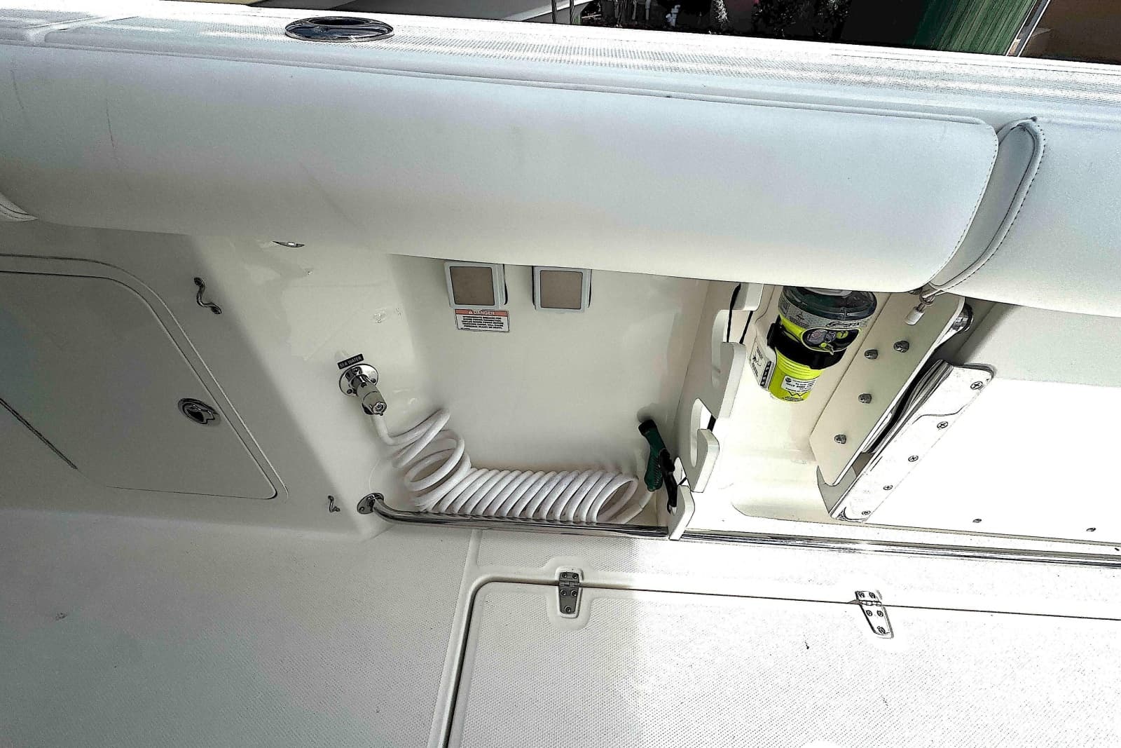 2014 Boston Whaler 350 Outrage - Photo 38