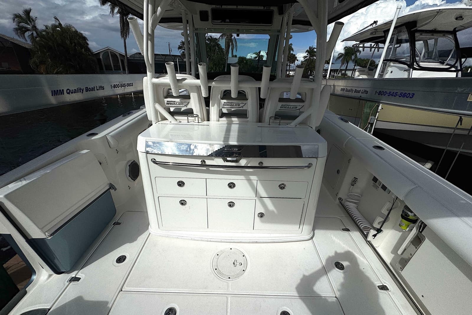 2014 Boston Whaler 350 Outrage - Photo 43