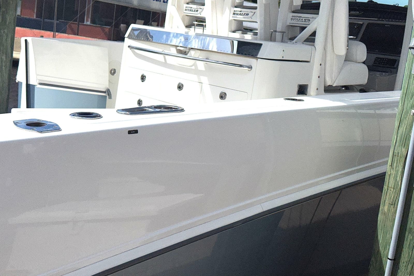 2014 Boston Whaler 350 Outrage - Photo 46