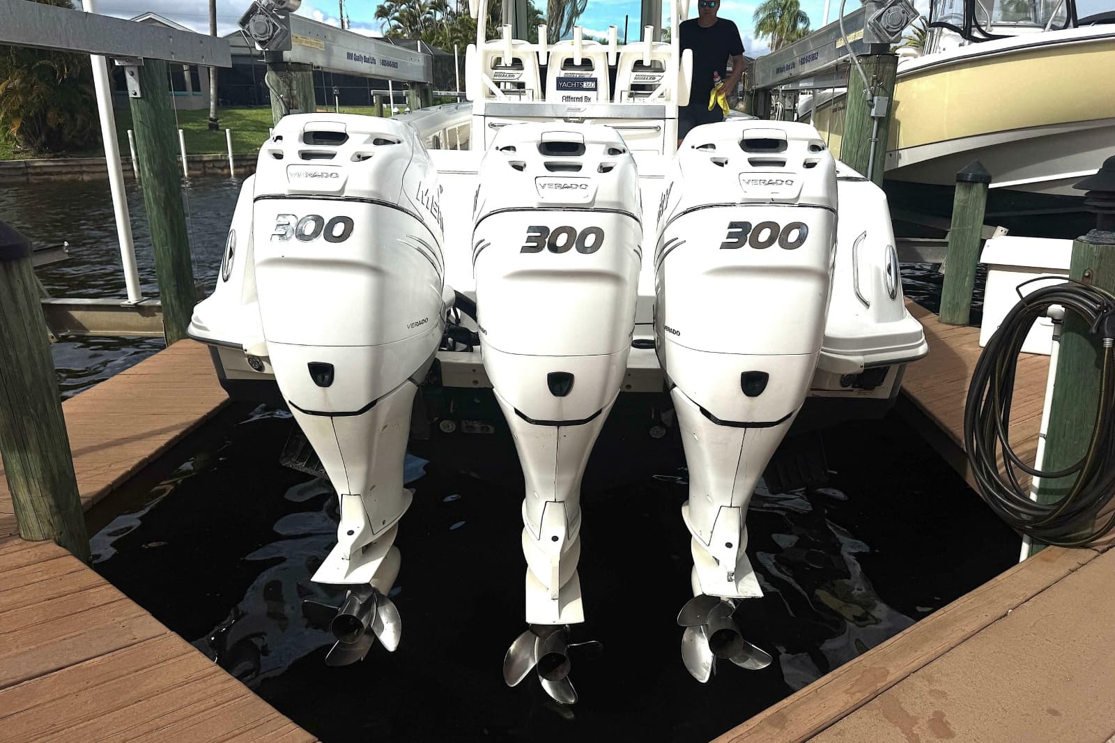 2014 Boston Whaler 350 Outrage - Photo 49
