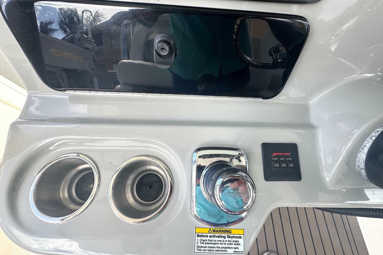 2014 Boston Whaler 350 Outrage - Photo 10