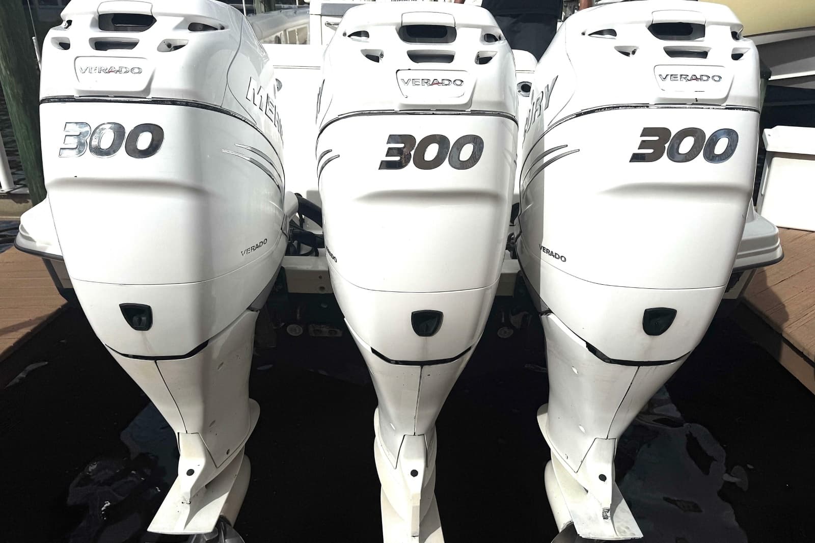 2014 Boston Whaler 350 Outrage - Photo 50
