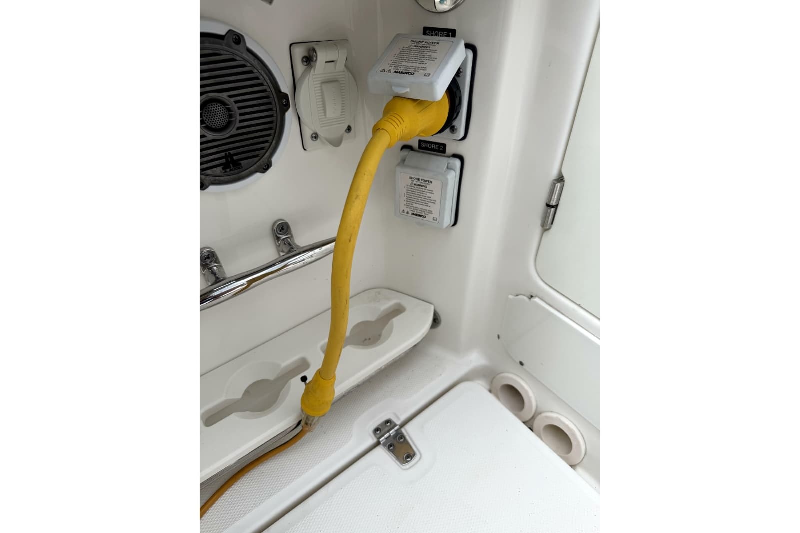 2014 Boston Whaler 350 Outrage - Photo 62