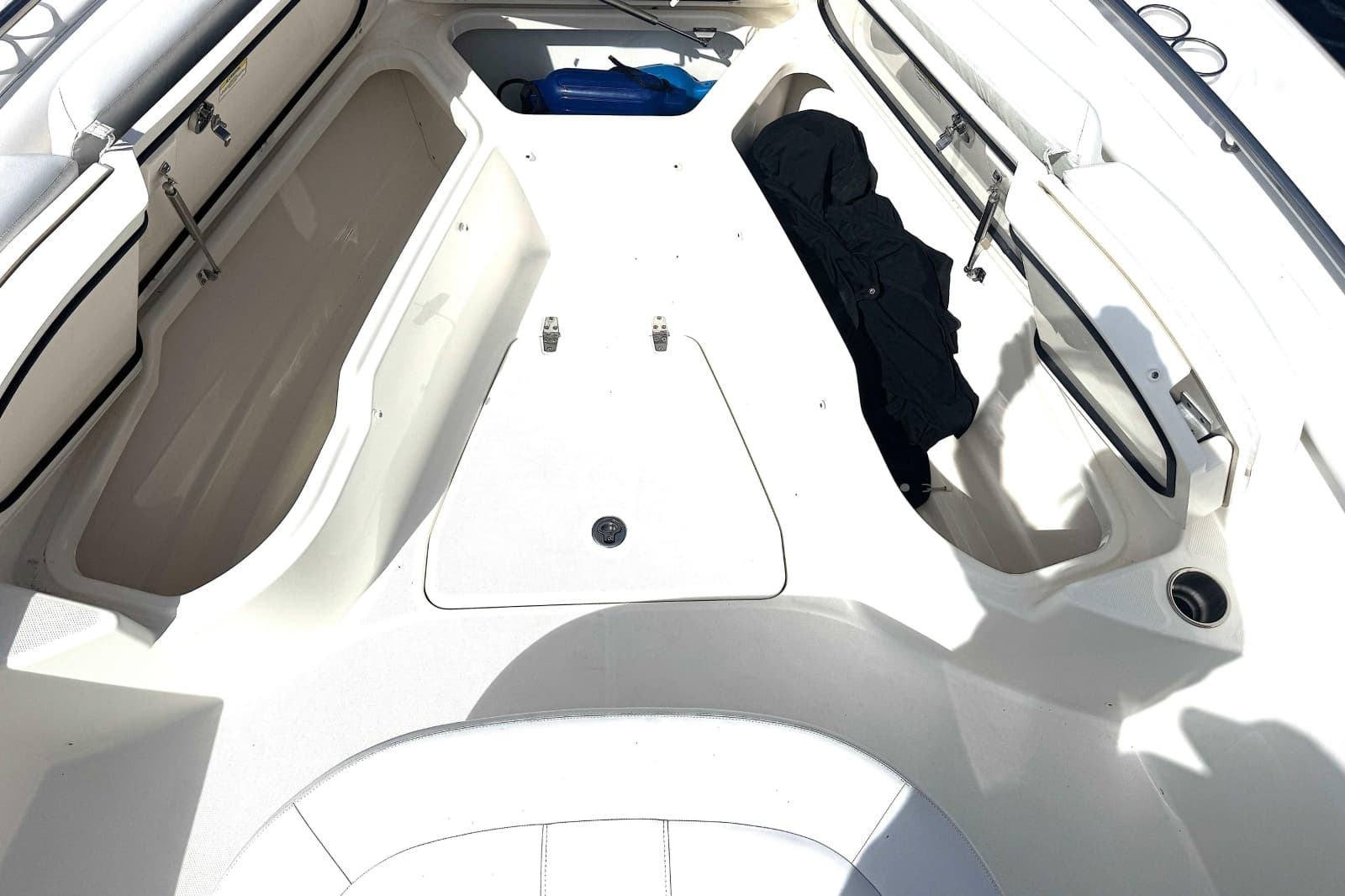 2014 Boston Whaler 350 Outrage - Photo 22