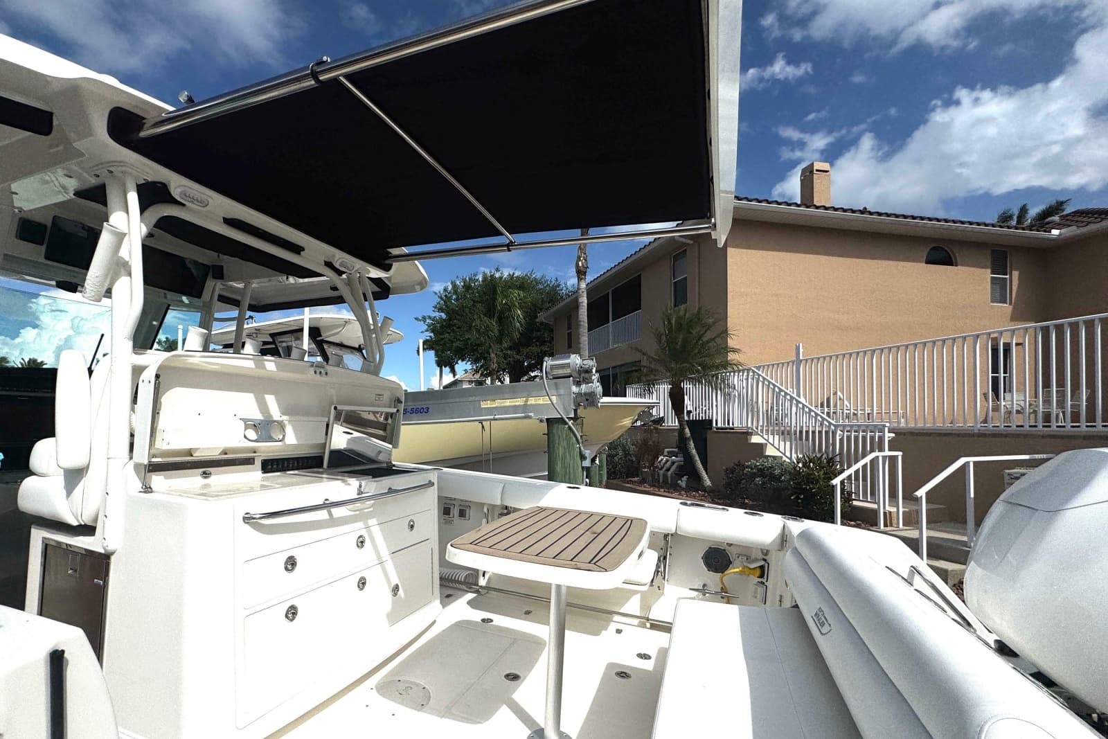 2014 Boston Whaler 350 Outrage - Photo 41