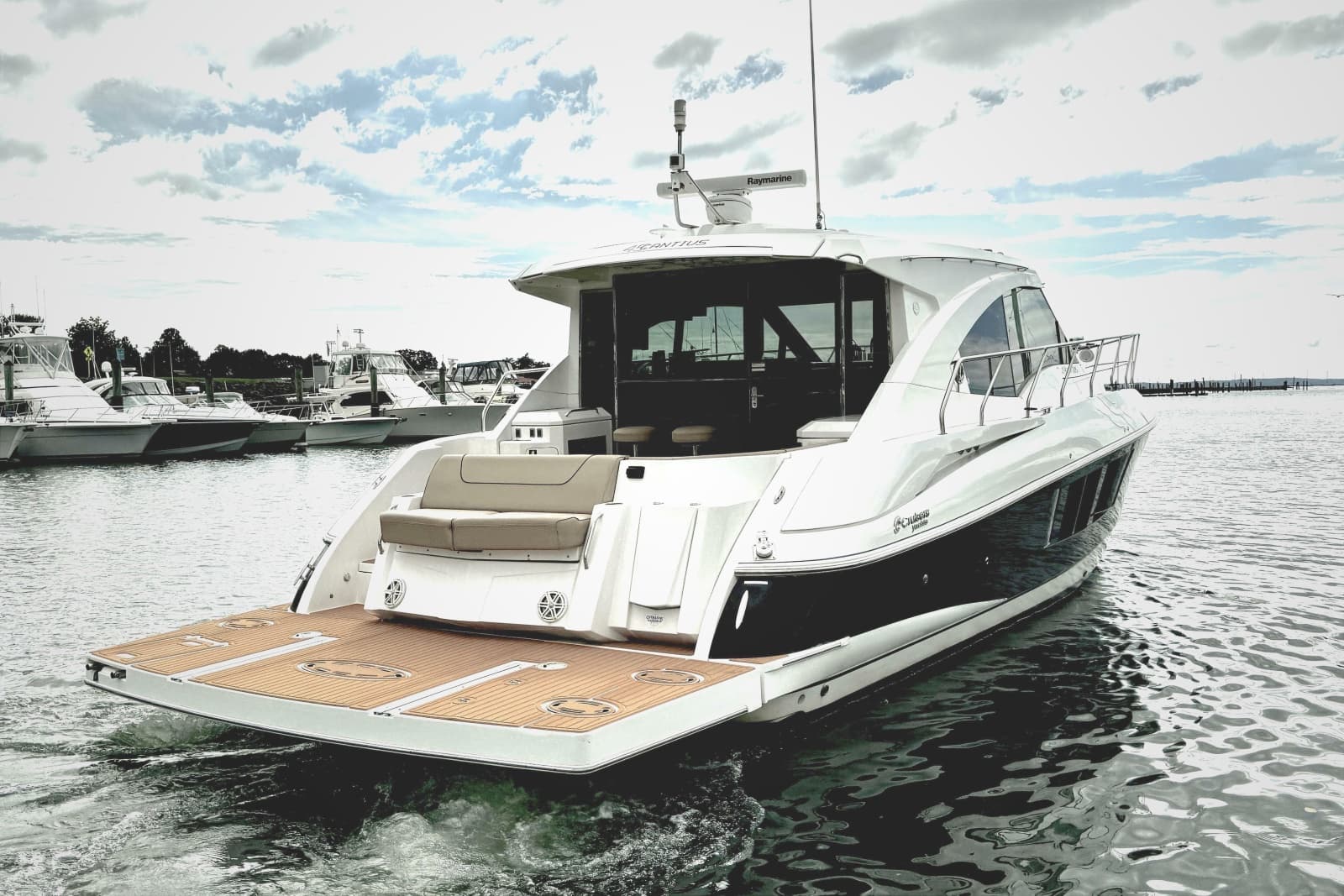 2014 Cruisers Yachts 45 Cantius - Photo 1