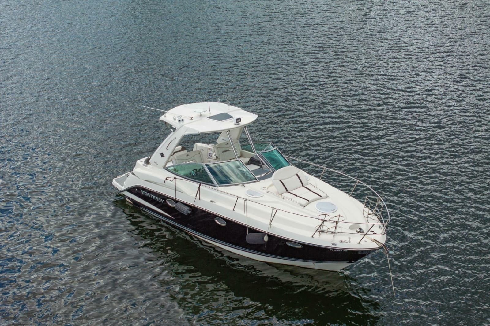 2014 Monterey 320 Sport Yacht - Photo 3