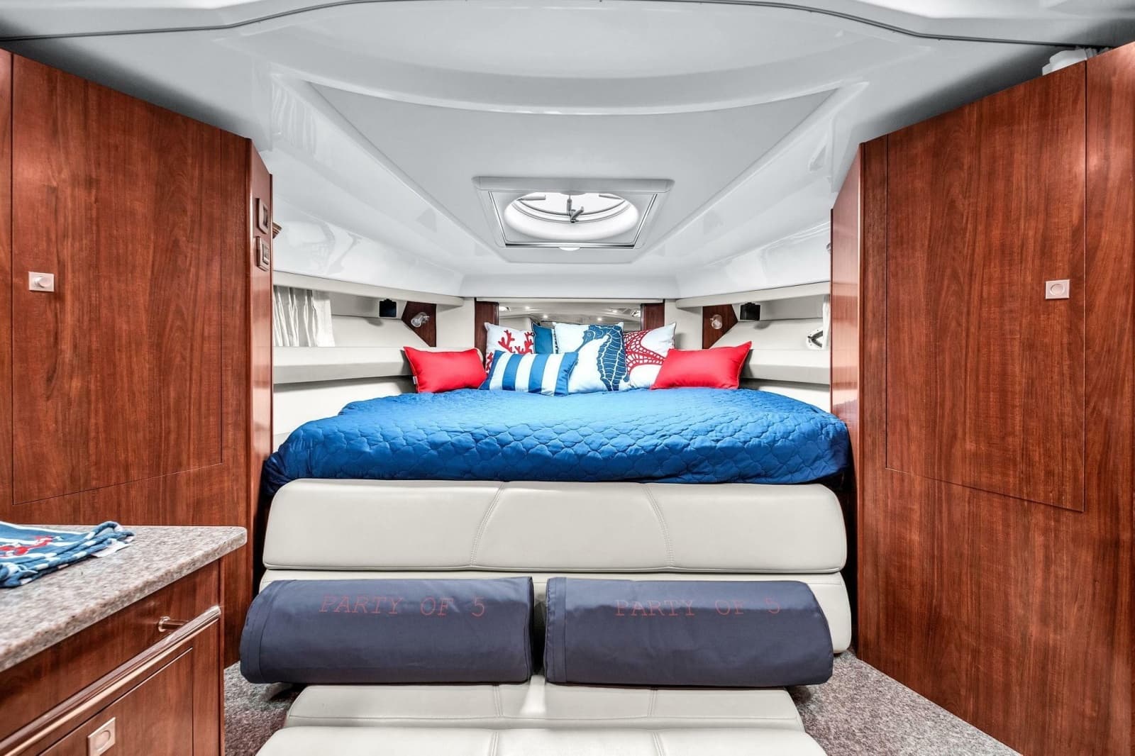 2014 Monterey 320 Sport Yacht - Photo 30