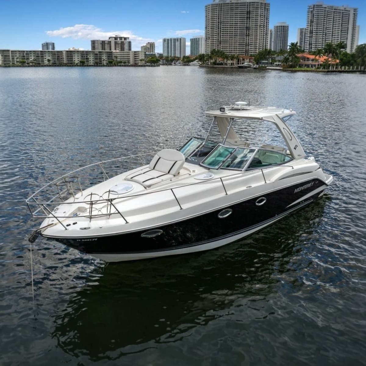 2014 Monterey 320 Sport Yacht - Photo 1