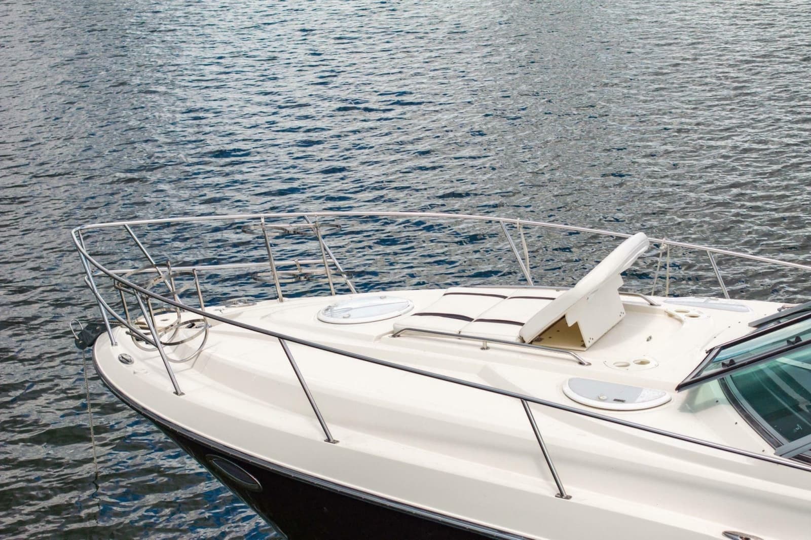 2014 Monterey 320 Sport Yacht - Photo 9