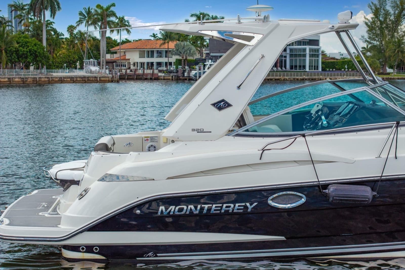 2014 Monterey 320 Sport Yacht - Photo 7