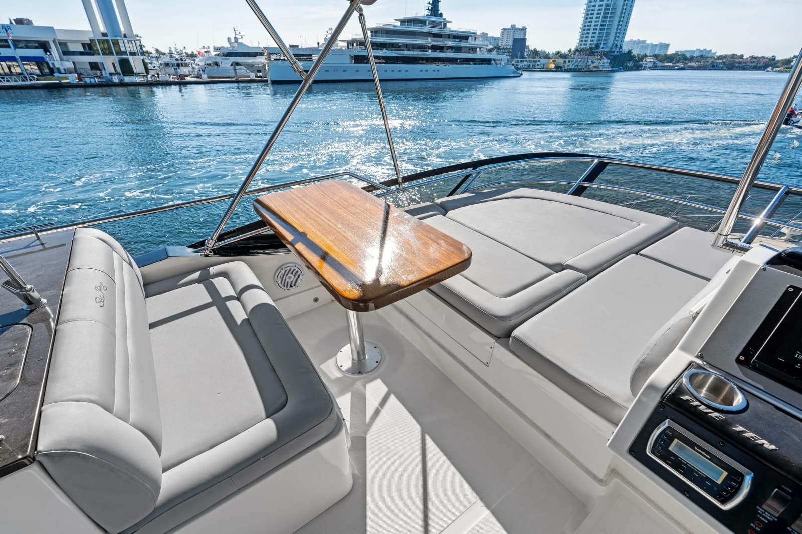 2014 Sea Ray 510 Fly - Photo 28