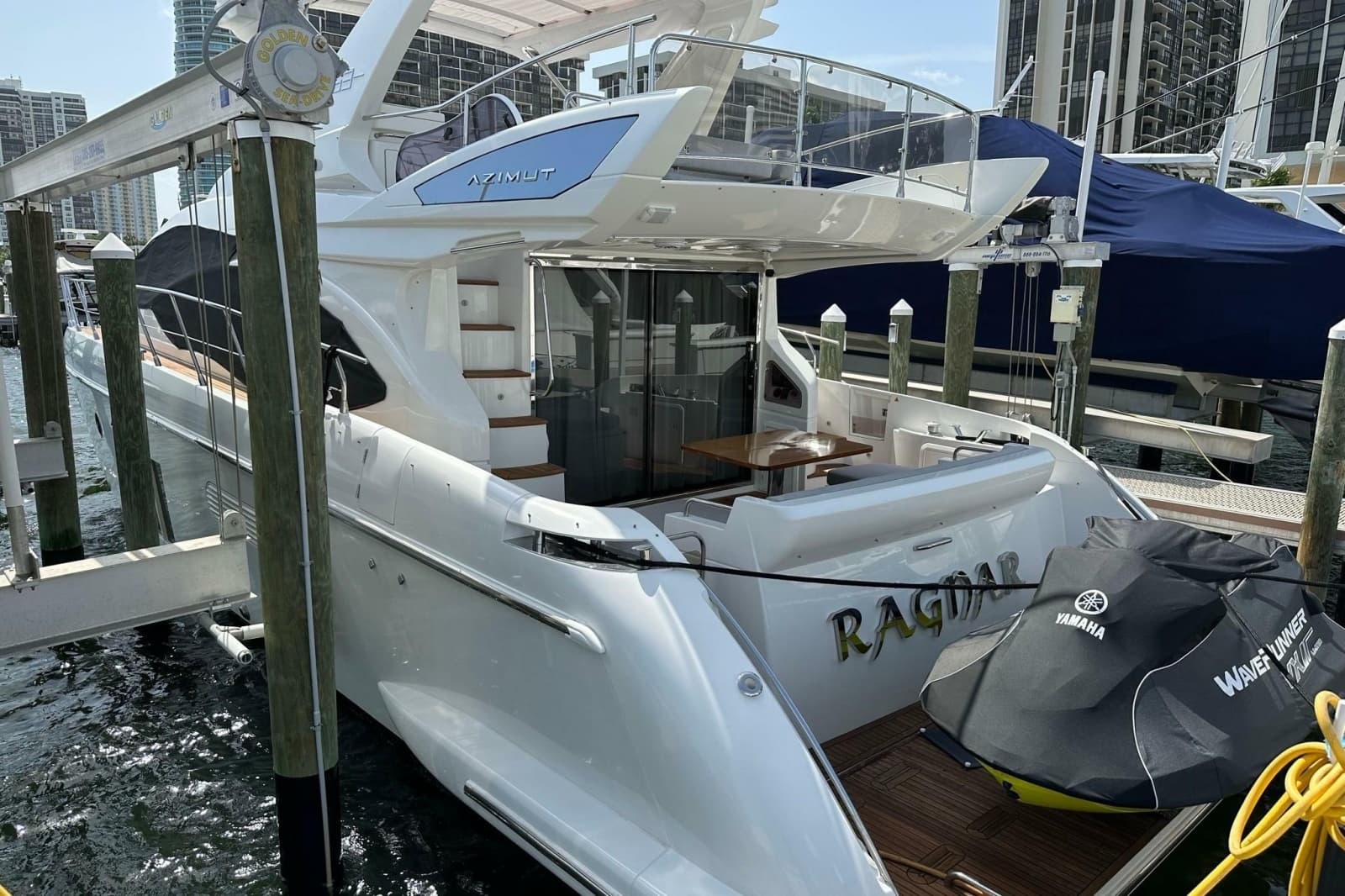 2013 Azimut Fly 53 - Photo 40