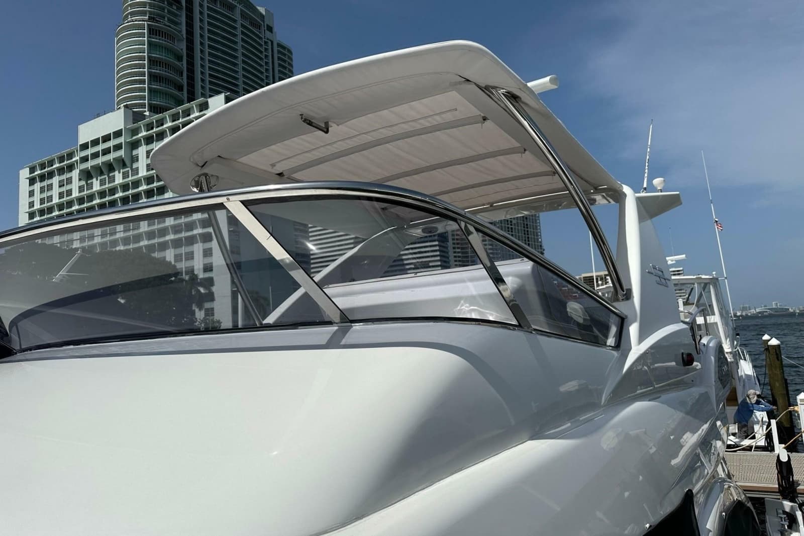 2013 Azimut Fly 53 - Photo 52