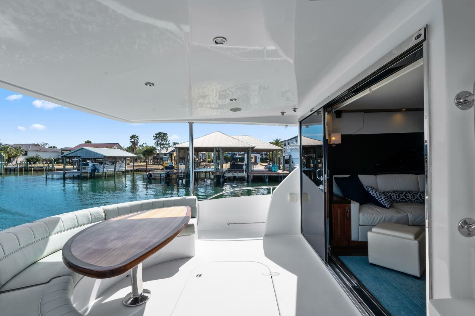 2013 Hatteras 60 Motor Yacht - Photo 67