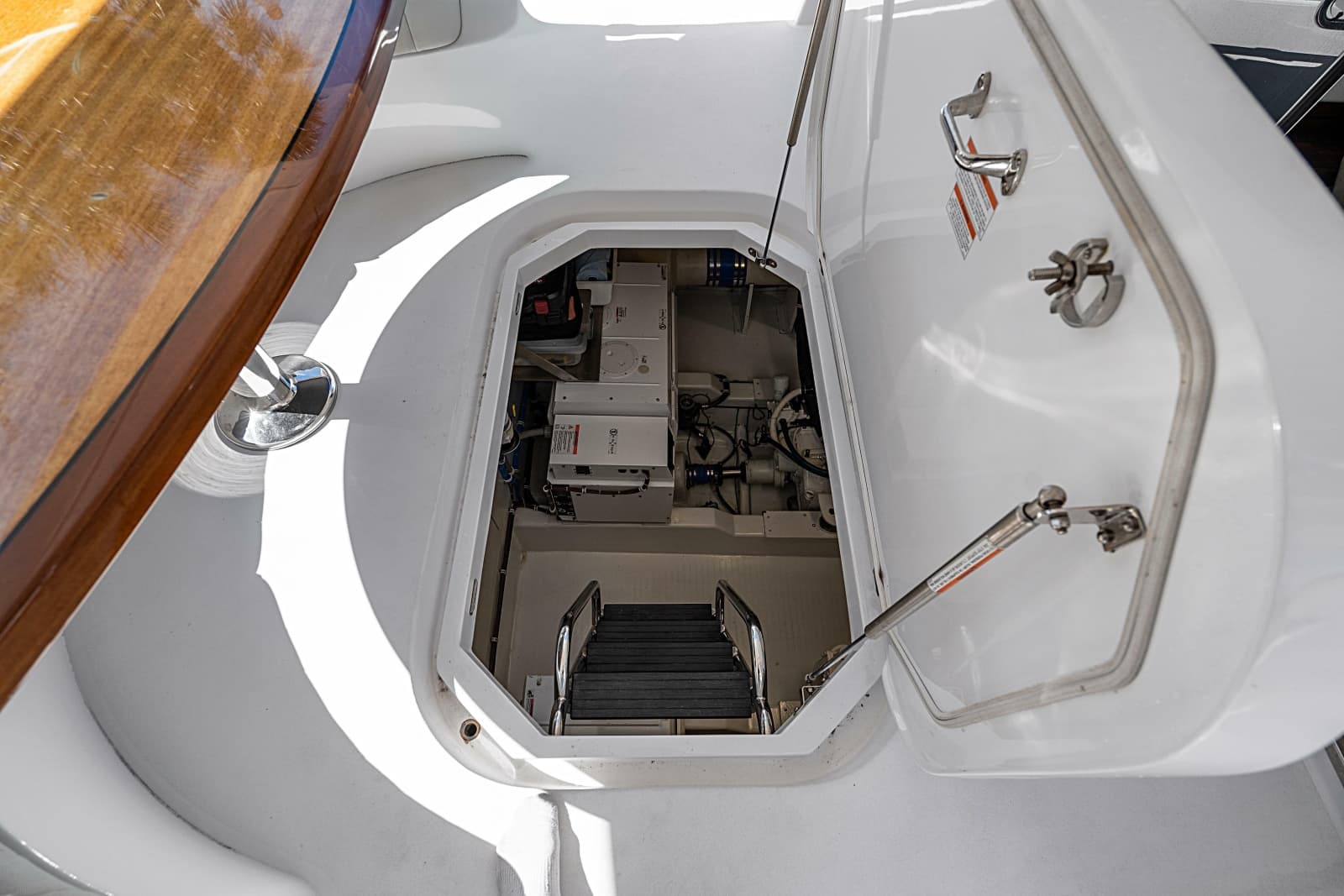 2013 Hatteras 60 Motor Yacht - Photo 72
