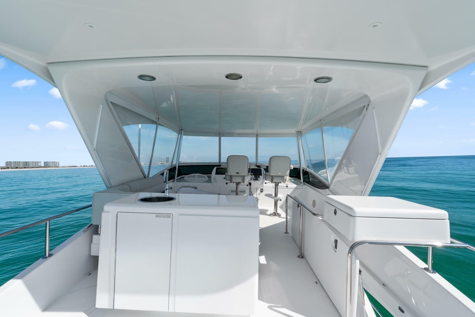 2013 Hatteras 60 Motor Yacht - Photo 60