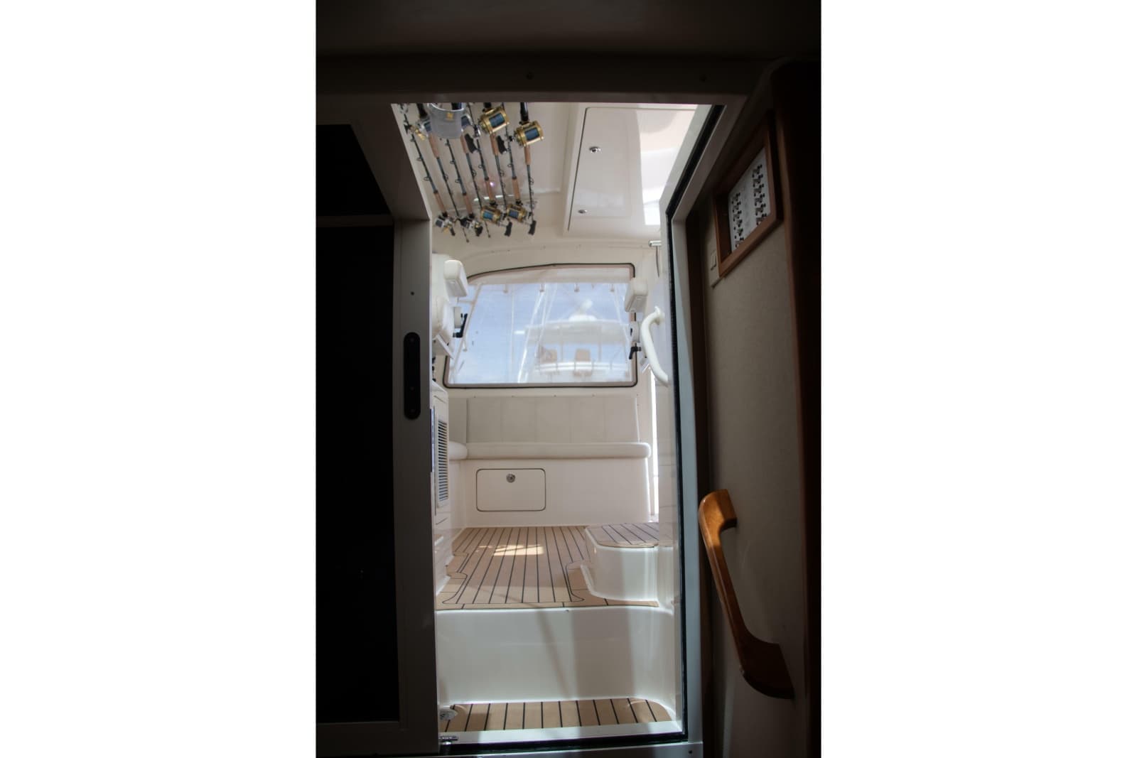 2013 Henriques 42 Express Hardtop - Photo 20