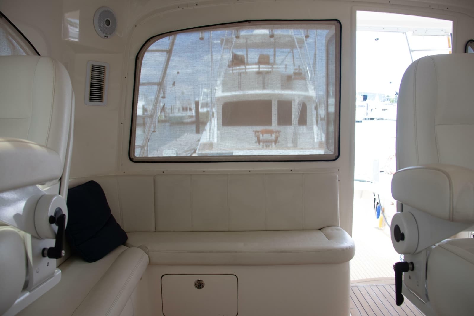 2013 Henriques 42 Express Hardtop - Photo 21