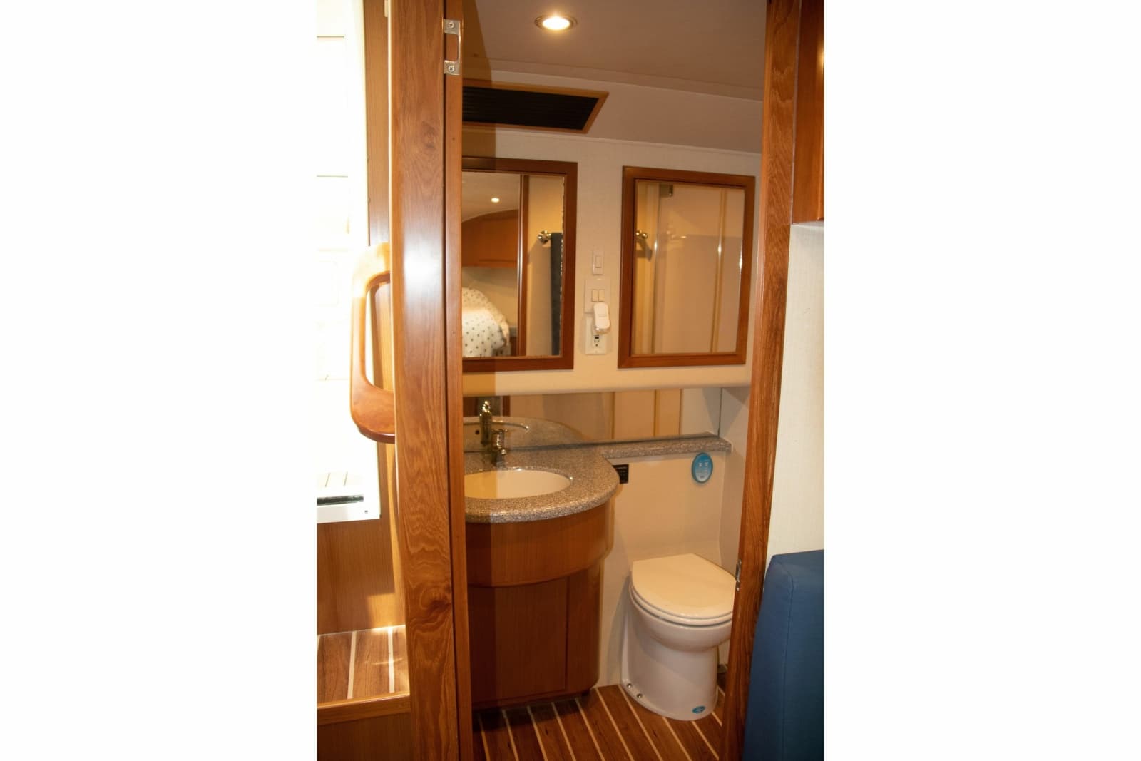 2013 Henriques 42 Express Hardtop - Photo 27