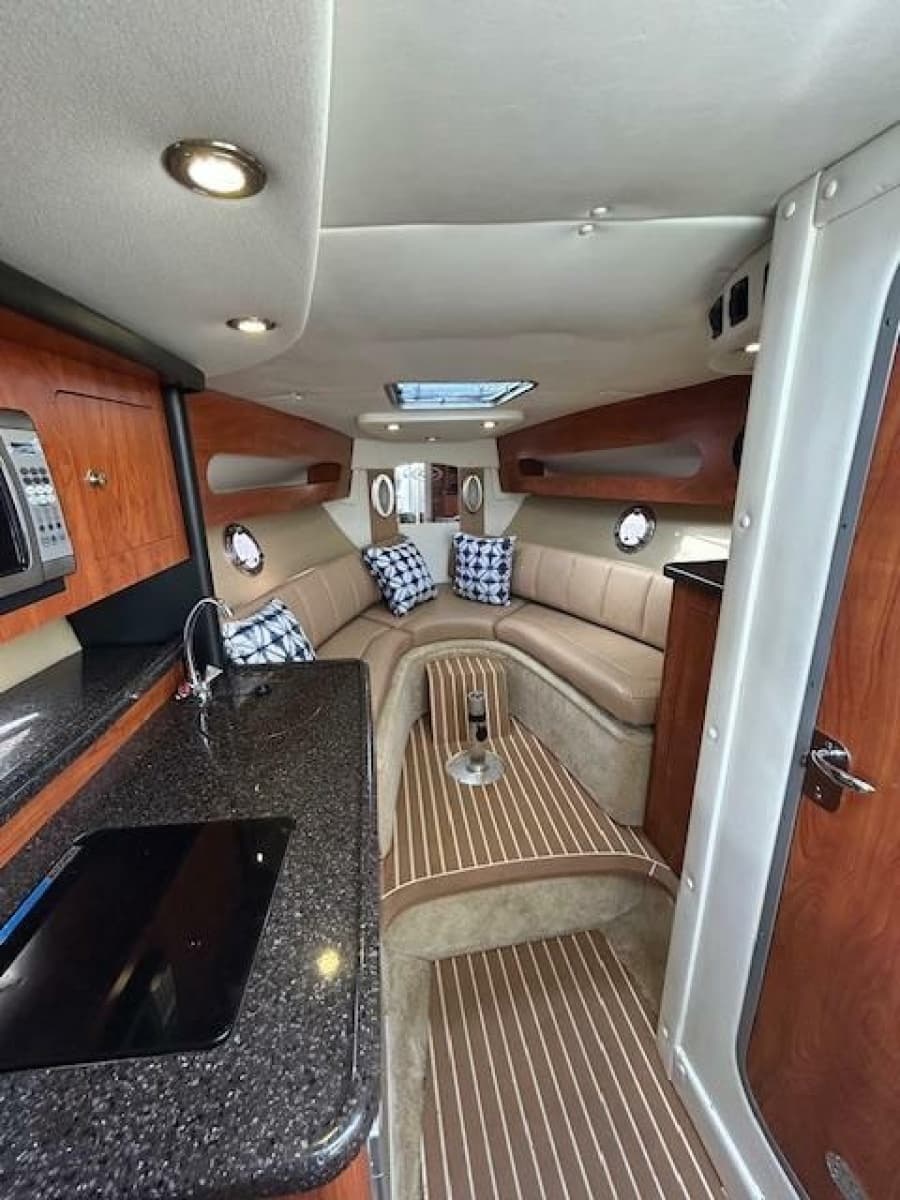 2013 Rinker 290 Express Cruiser - Photo 14