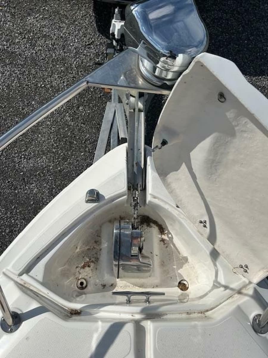 2013 Rinker 290 Express Cruiser - Photo 30