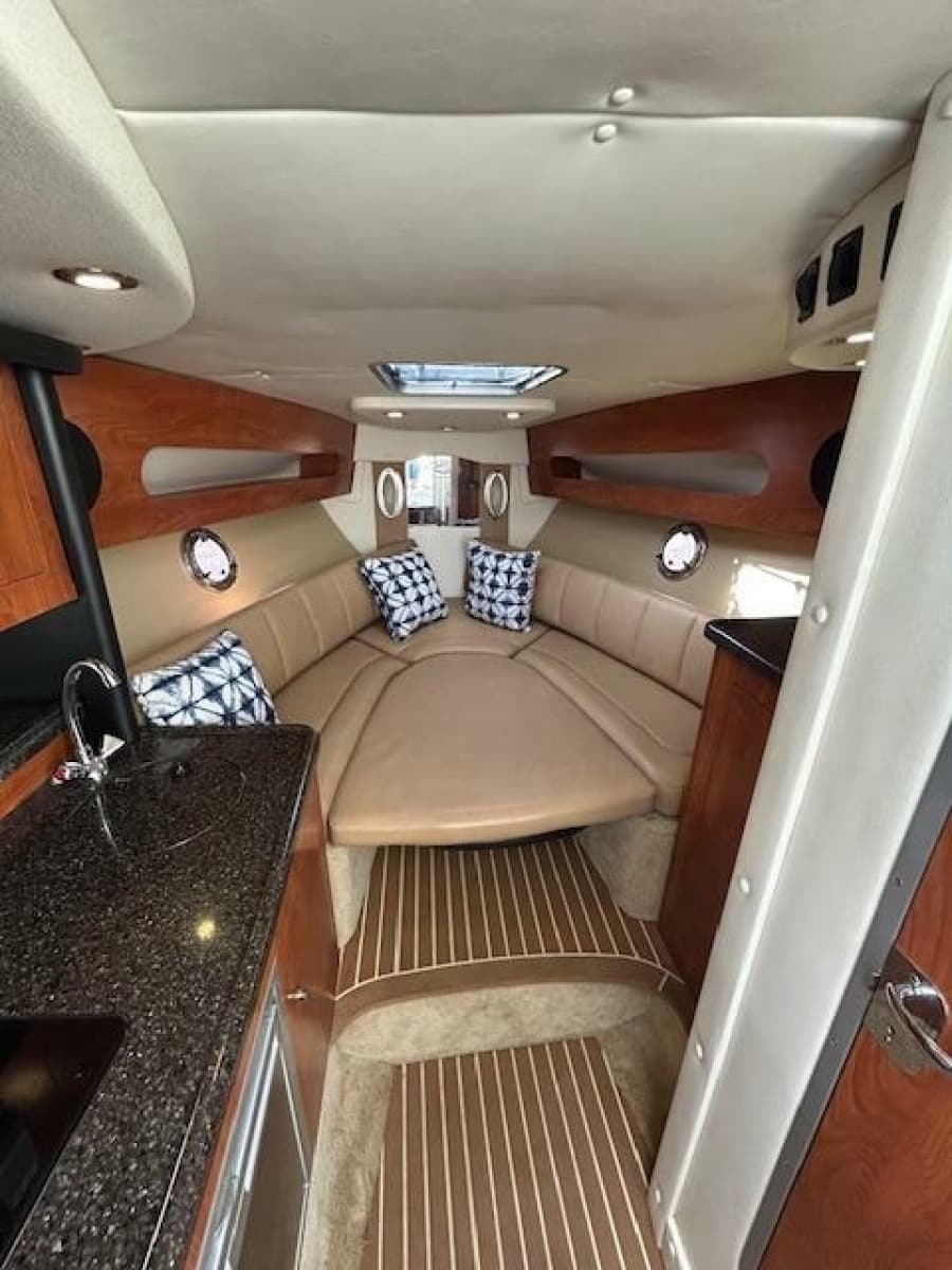2013 Rinker 290 Express Cruiser - Photo 19