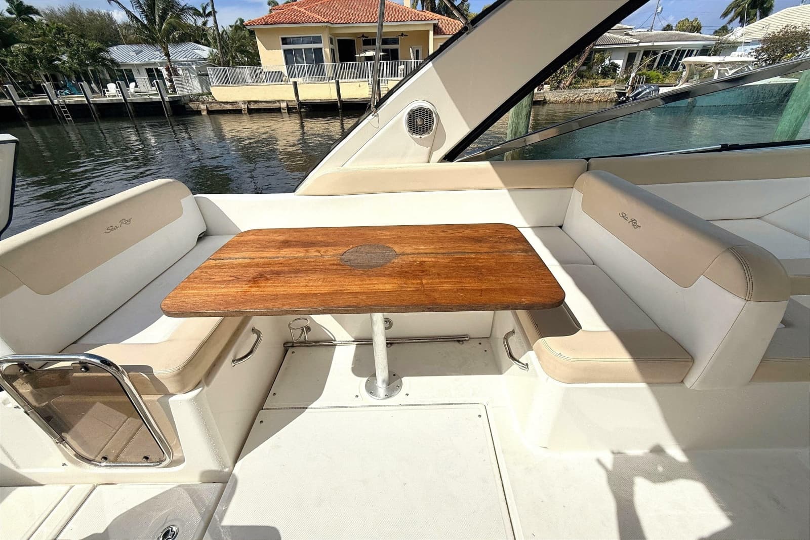 2013 Sea Ray 370 Venture - Photo 7