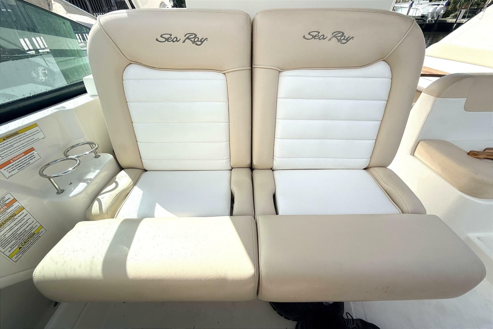 2013 Sea Ray 370 Venture - Photo 14