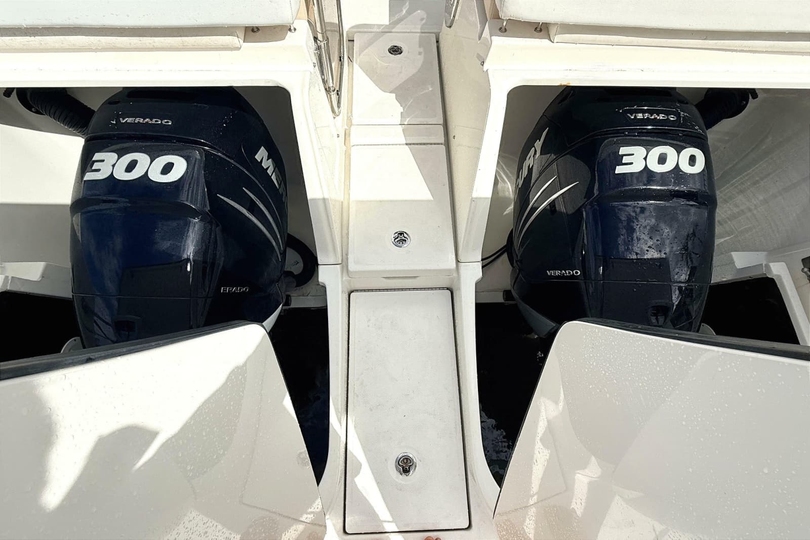 2013 Sea Ray 370 Venture - Photo 24