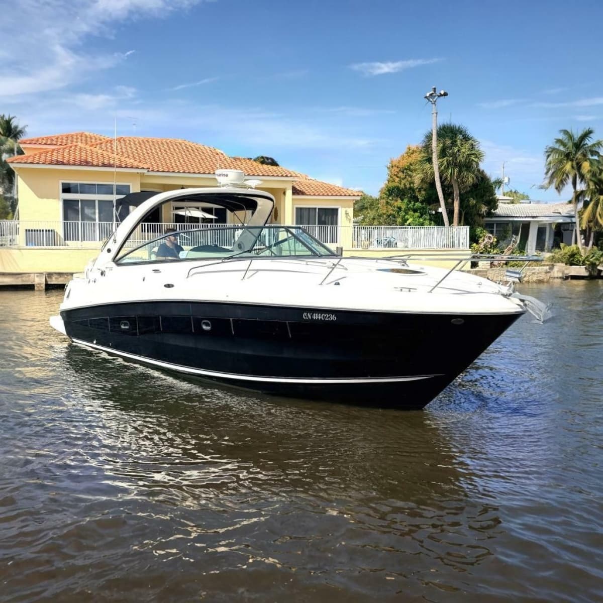 2013 Sea Ray 370 Venture - Photo 1