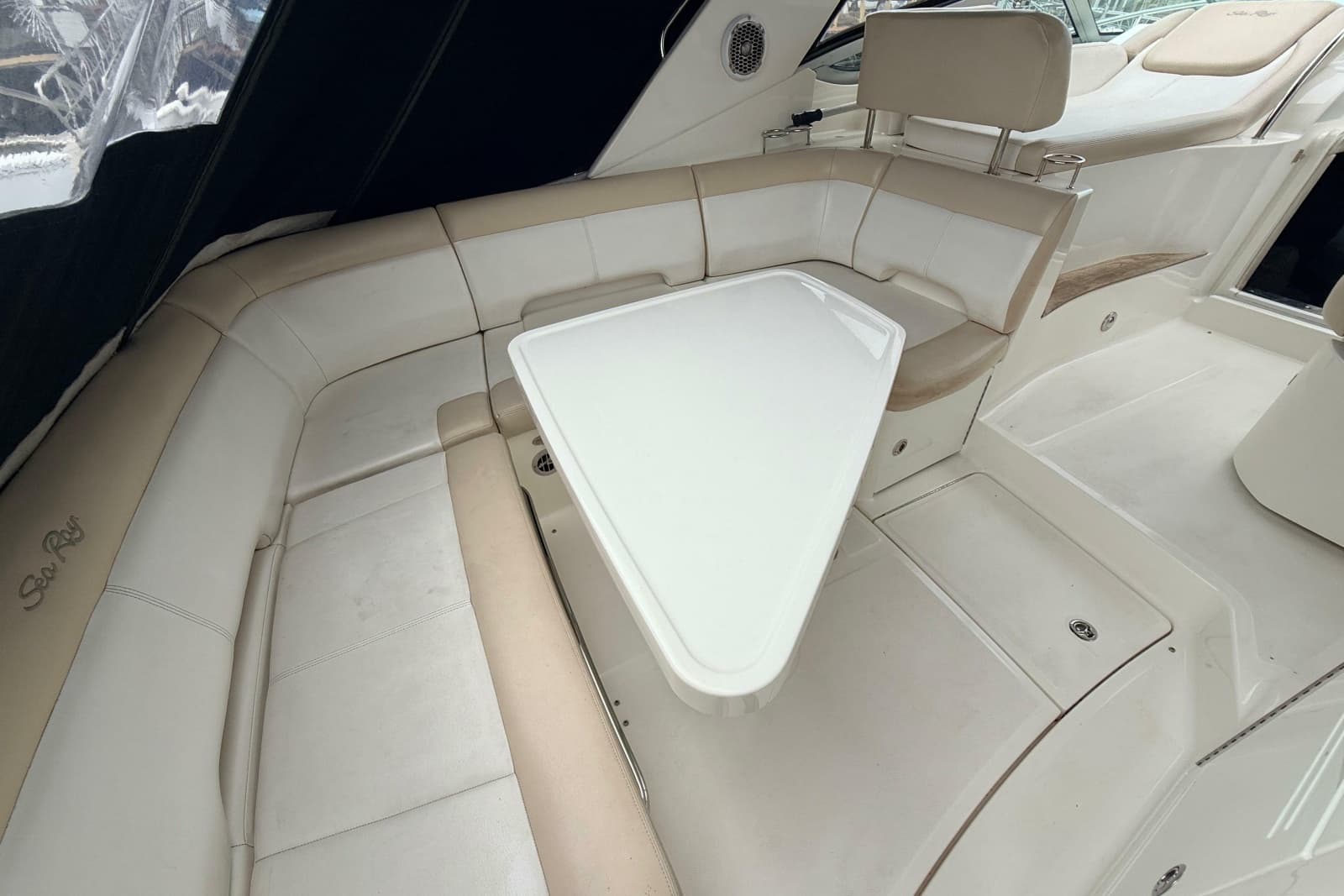 2013 Sea Ray Sundancer 350 - Photo 25